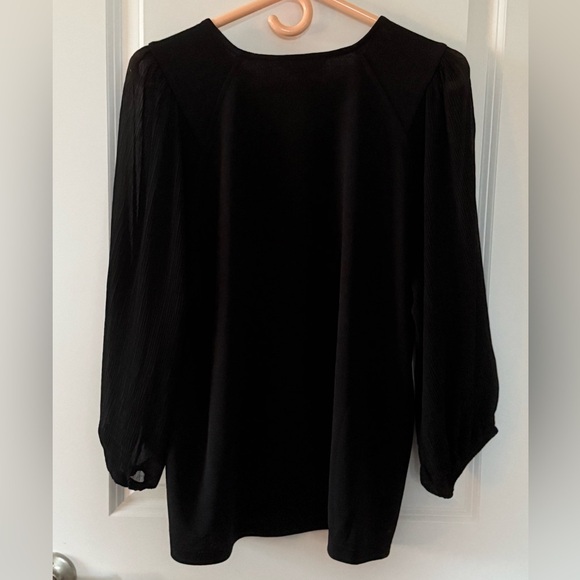 Simply Vera VeraWang Black Blouse with Sheer Balloon sleeves, Size XL - Picture 7 of 10